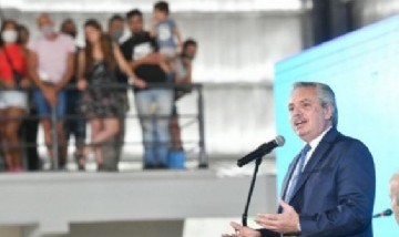Alberto Fernández encabeza el relanzamiento de la Juventud Universitaria Peronista