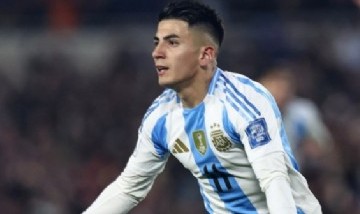 De Quilmes a Europa: el barbero argentino que acompaña a Thiago Almada y otras figuras del fútbol