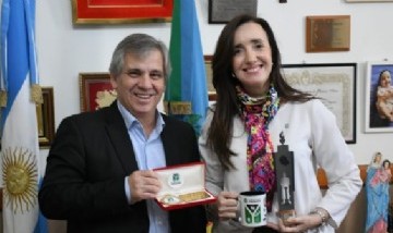 Britos recibió en su despacho a la vicepresidente de la Nación, Victoria Villarruel