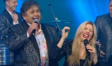 El desopilante blooper de Laurita Fernández con el líder de Los Palmeras: se quedaron sin palabras