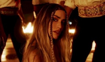 Lali - Como Tú (Official Video)