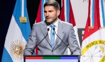 Pullaro advirtió que el modelo económico "empieza a crujir" y alertó que la clase media no llega a fin de mes