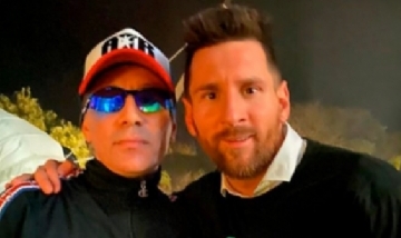 Messi y Pablo Lescano, a puro ritmo en la boda de Luis Suárez