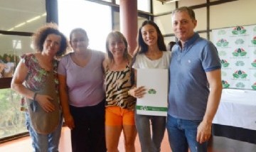 Fernando Gray se reunió con artistas locales que participarán del Festival Cosquín 2023