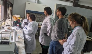 Estudiantes de Olavarría idearon un sistema para descontaminar colillas de cigarrillo