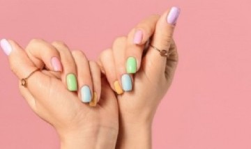 El nail art corto viene fuerte: esta es la tendencia que más se va a llevar esta temporaada