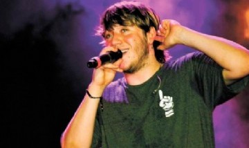 Paulo Londra es el primer argentino en tener dos canciones que superan los mil millones de reproducciones en Youtube