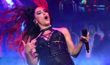 Lali Espósito brilló en la tercera noche del Festival de Villa María y le rindió homenaje a Rodrigo