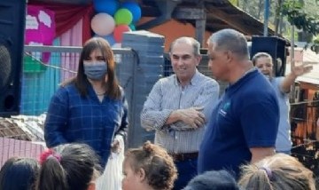 Stelatto acompañó a los niños en una jornada colmada de alegría y juegos