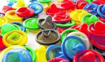 Ante el poco uso de los preservativos lanzan la campaña "Forremos la primavera"