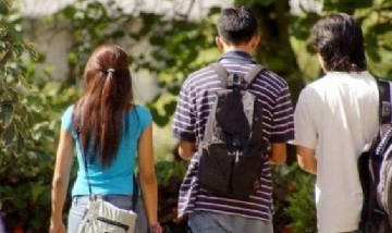 Cómo funciona el programa que busca garantizar la inclusión de 10 mil jóvenes que viven en hogares