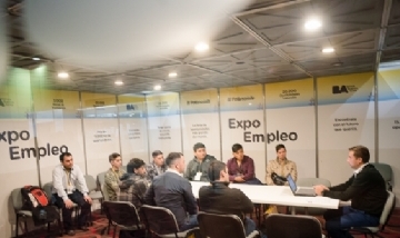 Expo Empleo: jóvenes van en busca de los 10 mil puestos de trabajo, pero los perfiles no coinciden.