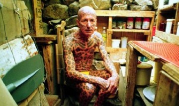 Insólito: Se tatuó casi el 100% de su cuerpo para parecerse a un leopardo