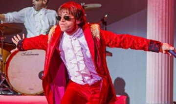 Turf, La Champions Liga y feria de colectividades para festejar el aniversario de Tres de Febrero