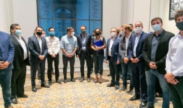 Malena Galmarini y Gabriel Katopodis presentaron el plan de AySA en barrios vulnerables