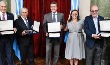Se realizó un reconocimiento a expresidentes de la Honorable Cámara de Diputados de la Nación