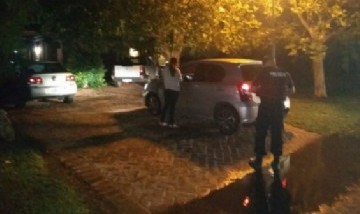 ¿Son o se hacen?: tenía Covid y la policía lo encontró en una fiesta clandestina