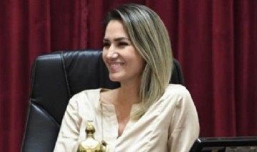 Carolina Losada no quiere que le bajen el sueldo como senadora: "Ganaba más como panelista"