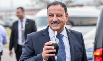Ricardo Quintela advirtió que las provincias "van a sufrir un colapso" por los recortes de Javier Milei