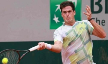 Tras sufrir una grave depresión, inolvidable triunfo de Federico Gómez en Roland Garros en París