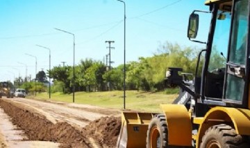 Comenzó la pavimentación del Pasaje Río Juramento y el municipio promete finalizarla en 30 días