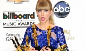 Taylor Swift hace historia: es la primera mujer en tener cuatro discos en el Top 10 de Billboard