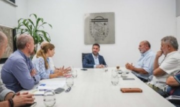 Escobar brindará formación gratuita en habilidades digitales e idiomas para estudiantes secundarios