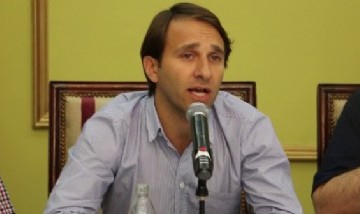 Misiones: un ministro compró 12 mil viandas a su propia empresa para un evento virtual