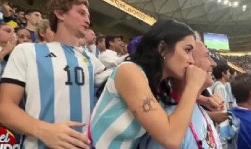 Lali Espósito le respondió al hincha que le escribió tras ser acusado de acoso