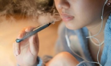 La OMS pide tomar medidas urgentes sobre el consumo de cigarrillos electrónicos en jóvenes