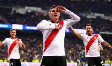 Juanfer Quintero presentó su vino e incluyo una referencia a Boca en la etiqueta