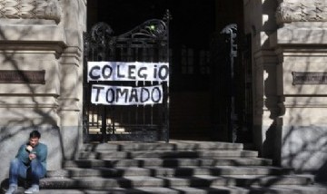 El Lengüitas y el Mariano Acosta anunciaron tomas y la medida podría extenderse a otros colegios