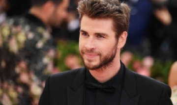 Liam Hemsworth confesó que debió operarse por su alimentación vegana
