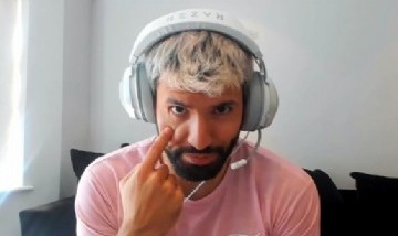 Agüero sigue cosechando títulos: ganó al "Mejor Clip del año"