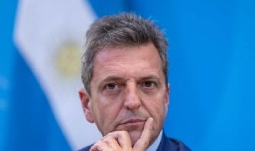 Sergio Massa presentó el nuevo proyecto de ley de Financiamiento Educativo