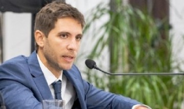 Manuel Passaglia afirmó que en la ciudad solo hay 574 trabajadores que cobran sueldo del estado