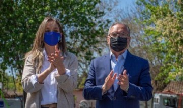 Ituzaingó: Galmarini y Descalzo inauguraron una red de agua potable y firmaron un convenio para nuevas obras