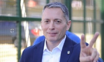 Fernando Gray: "La Cámpora está en la vereda de enfrente"