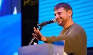 Juan Grabois sufrió un escrache mientras tomaba un café con su padre en Palermo