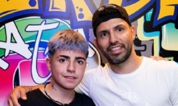 Benjamín Agüero comenzó a jugar al fútbol en un equipo argentino