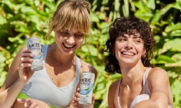 La nueva categoría de bebidas impulsada por los Millennials: Jugo de frutas y un toque de alcohol