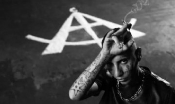 Video: Neo Pistea lanza "Luna", el primer tema de su nuevo álbum "Culto"