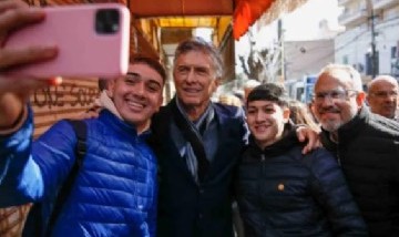 El insólito blooper de Mauricio Macri en una recorrida por el municipio de Tres de Febrero