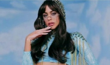 Tini Stoessel estuvo acompañada de un misterioso joven toda la fiesta de Roitman y Montaner