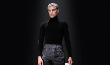 Alejandro Garnacho debutó como modelo para Balenciaga y revolucionó las redes