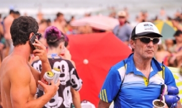 Boliche a cielo abierto: quejas en Playa Grande por los jóvenes y el alcohol
