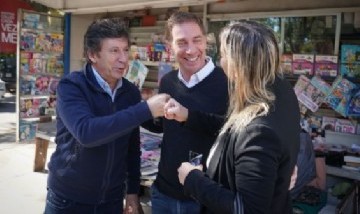 Gustavo Posse y Diego Santilli recorrieron el centro comercial de la localidad de Beccar