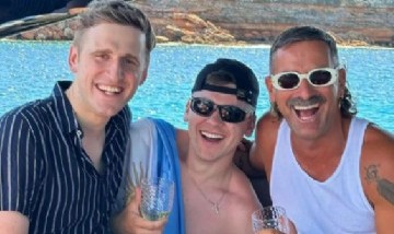 Bizarrap cumplió años y lo festejó en Ibiza a bordo de un yate entre amigos y copas de champagne