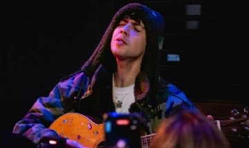 Lali Espósito lanzó "FIFA" junto a Doppel Gangs, el proyecto solista de Simón Saieg