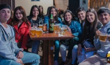 Javier y amigos en La Previa Bar. Córdoba.